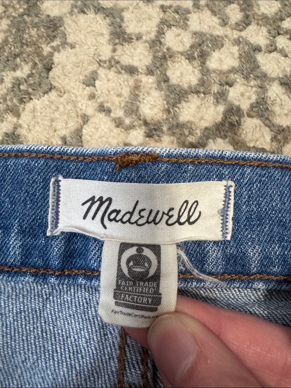 Madewell Women's The Perfect Vintage Jeans size 28 - Picture 4 of 9